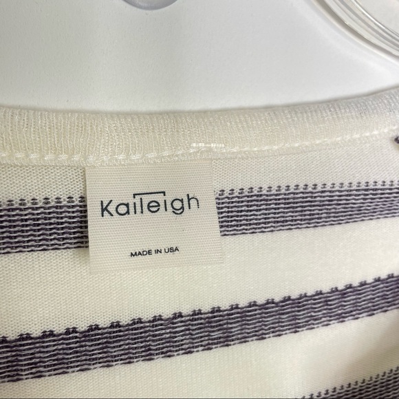 Stitch Fix l Kaileigh Split Neck Top, Small - Picture 5 of 8